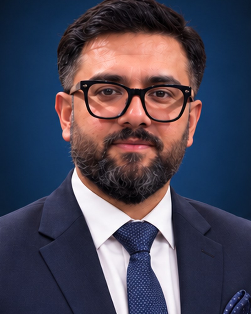 Sarmad Shehzad, Staff Accountant
